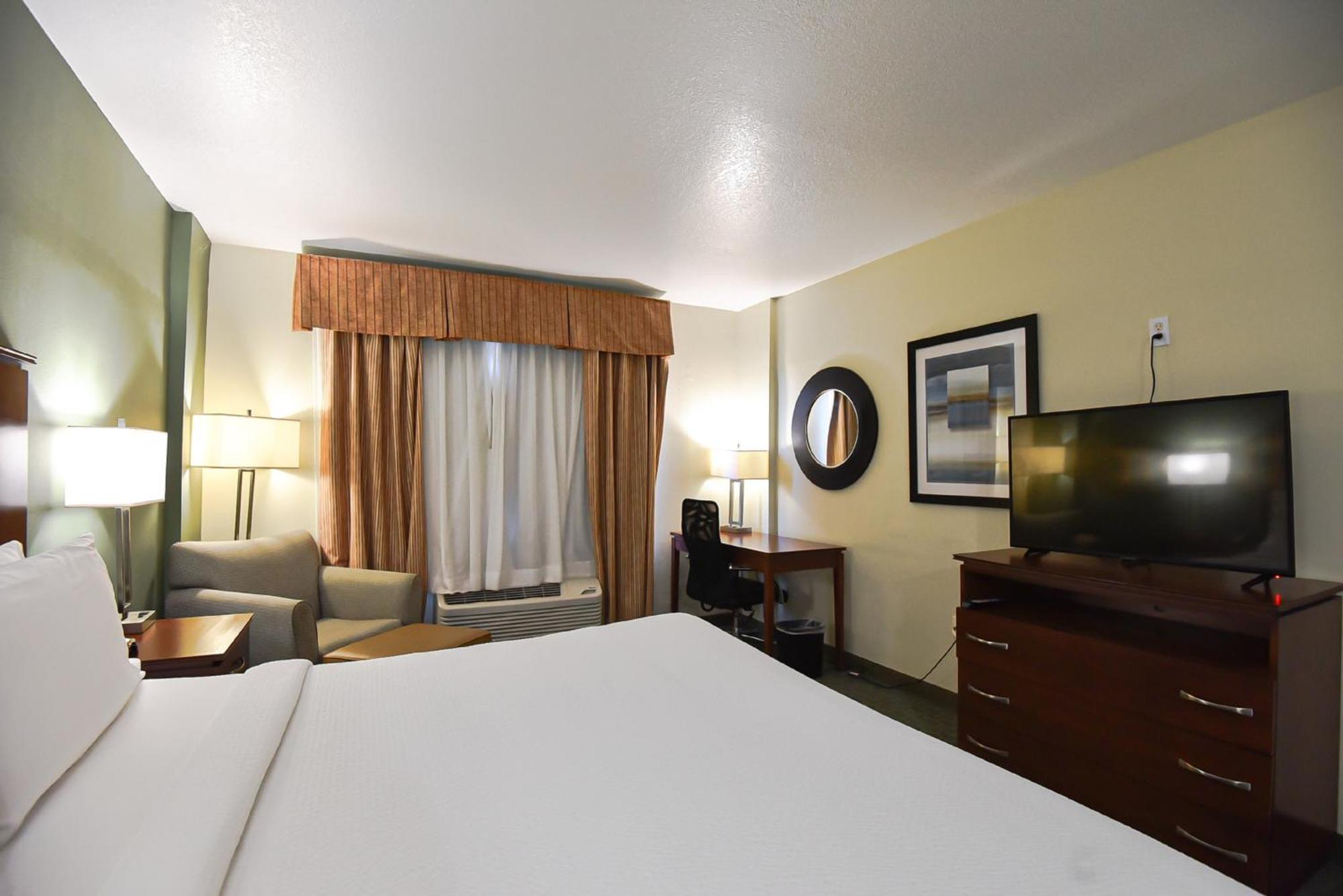 Express & By Ihg Hotel Cocoa